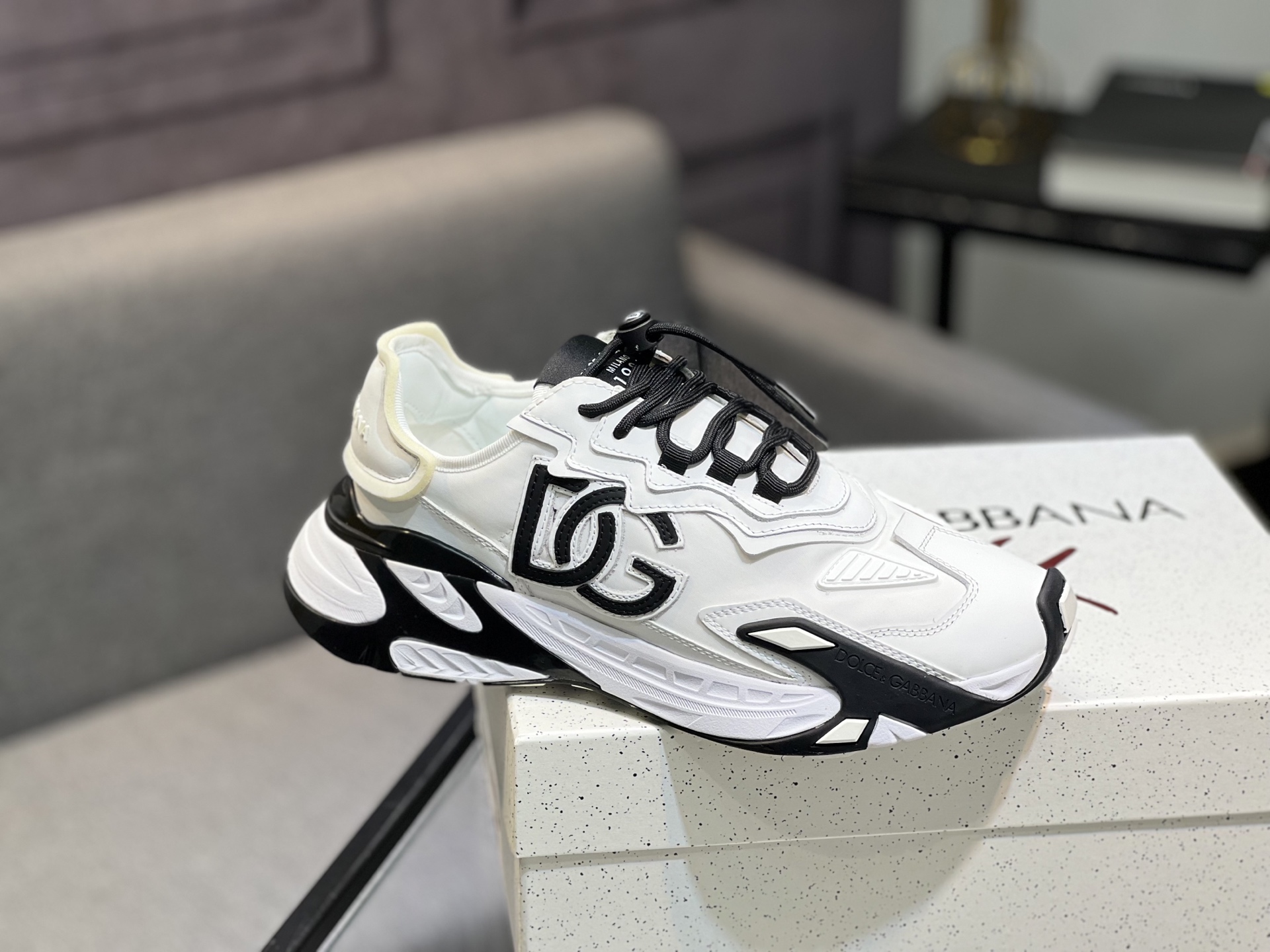 olce & Gabbana shoe